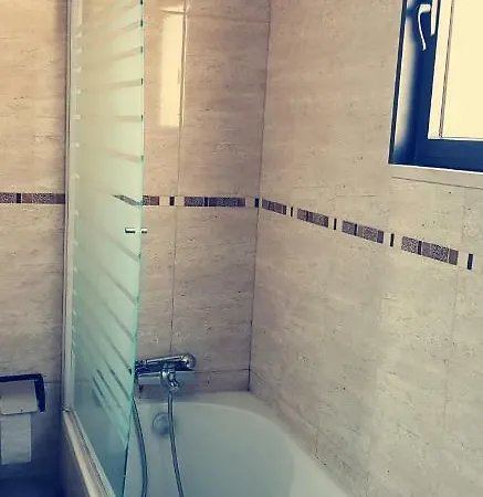 House Casa de hóspedes 3*